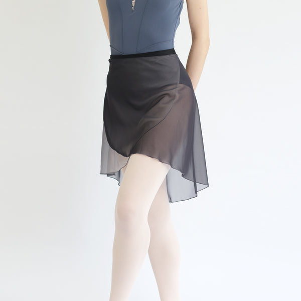 gray gradation skirt