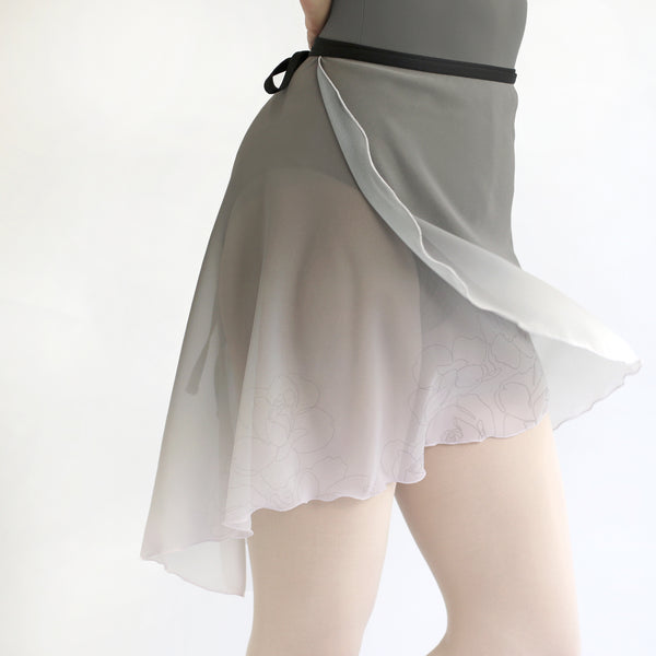 gray beige gradation skirt