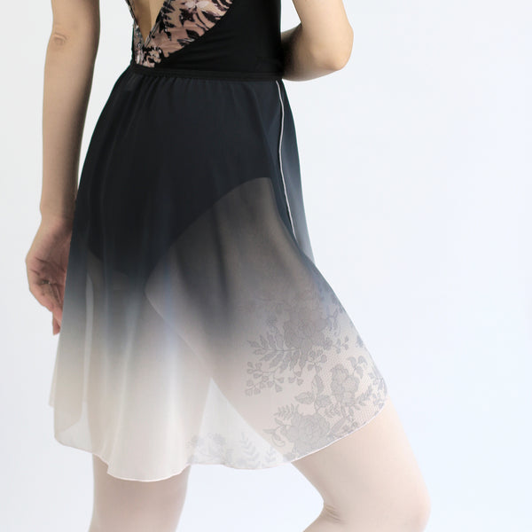 lace pattern skirt