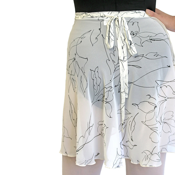 line drawing print skirt